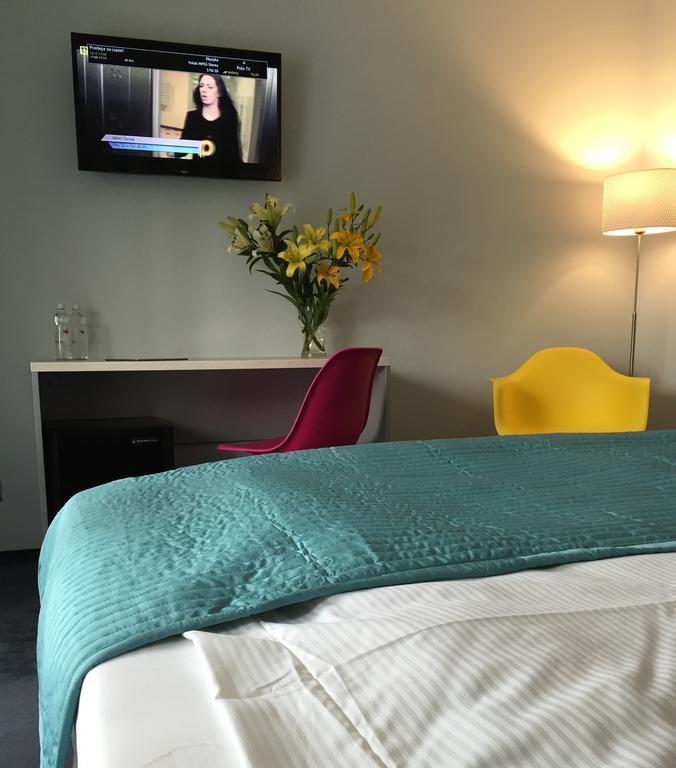 Hotel Perlowy Okuninka Exteriör bild